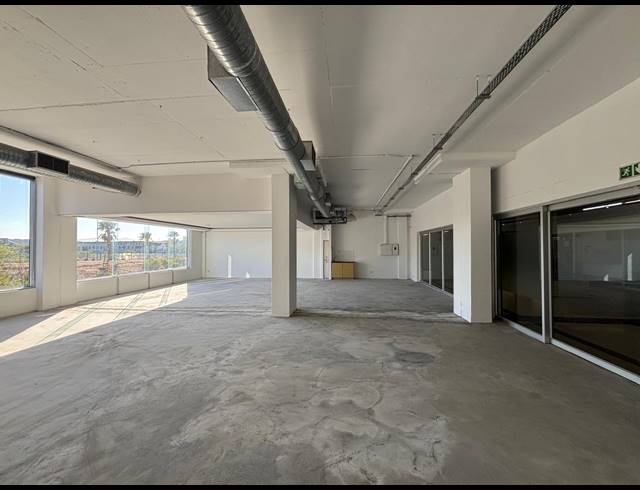175M² BUSINESS TO LET IN NORTHGATE BUSINESS PARK